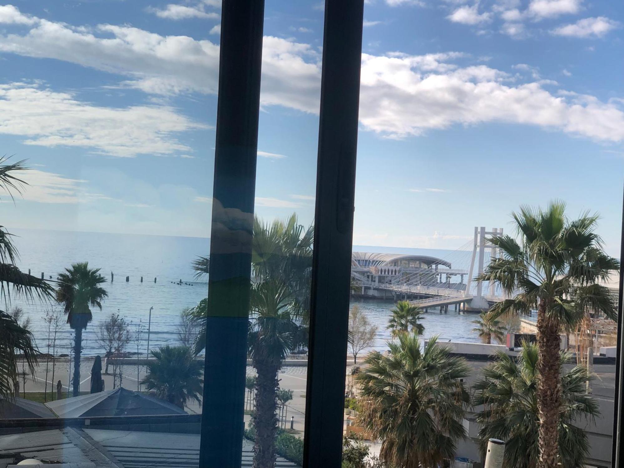 Vollga Four Seasons Apartment Durrës Eksteriør billede