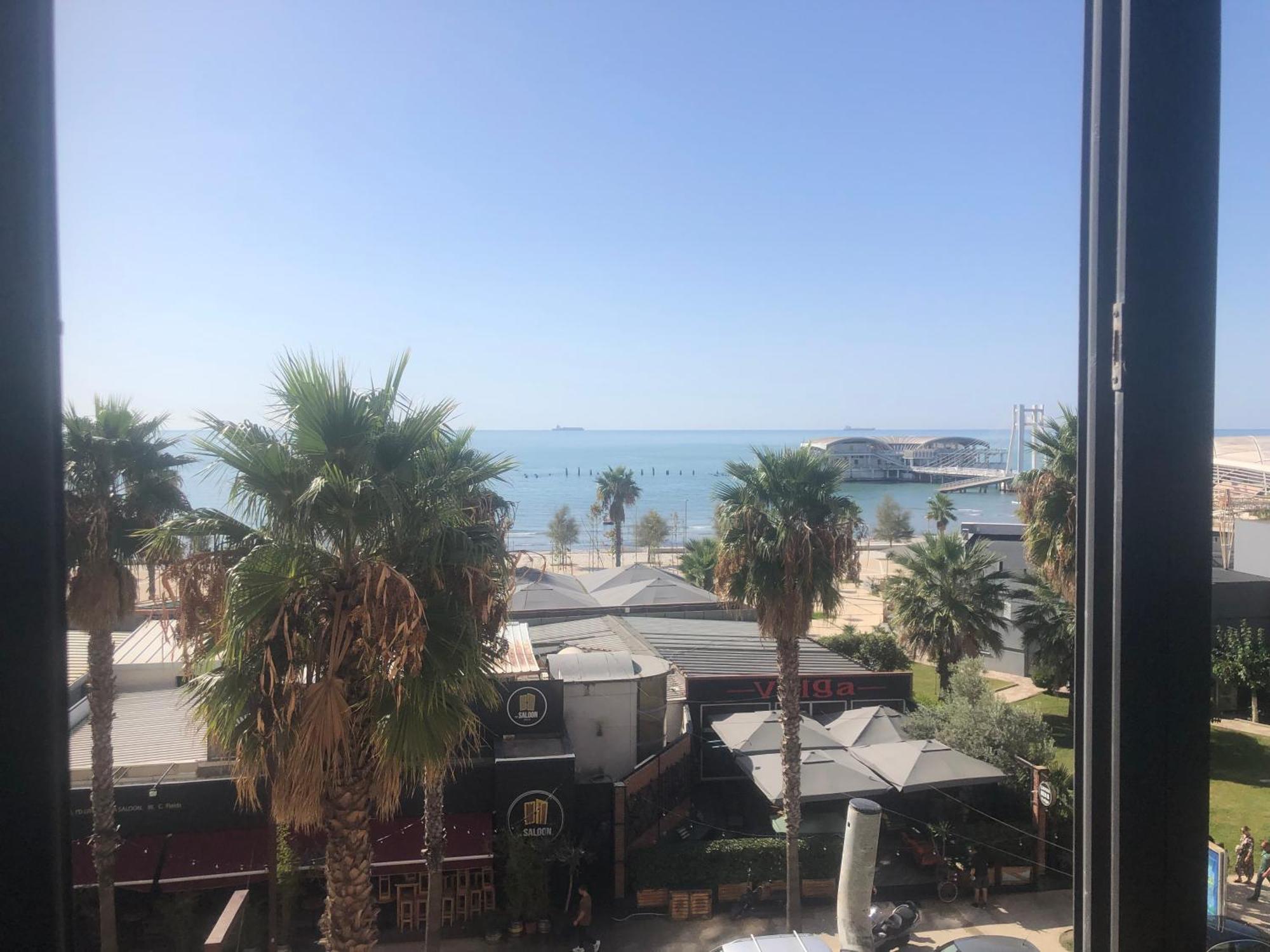 Vollga Four Seasons Apartment Durrës Eksteriør billede