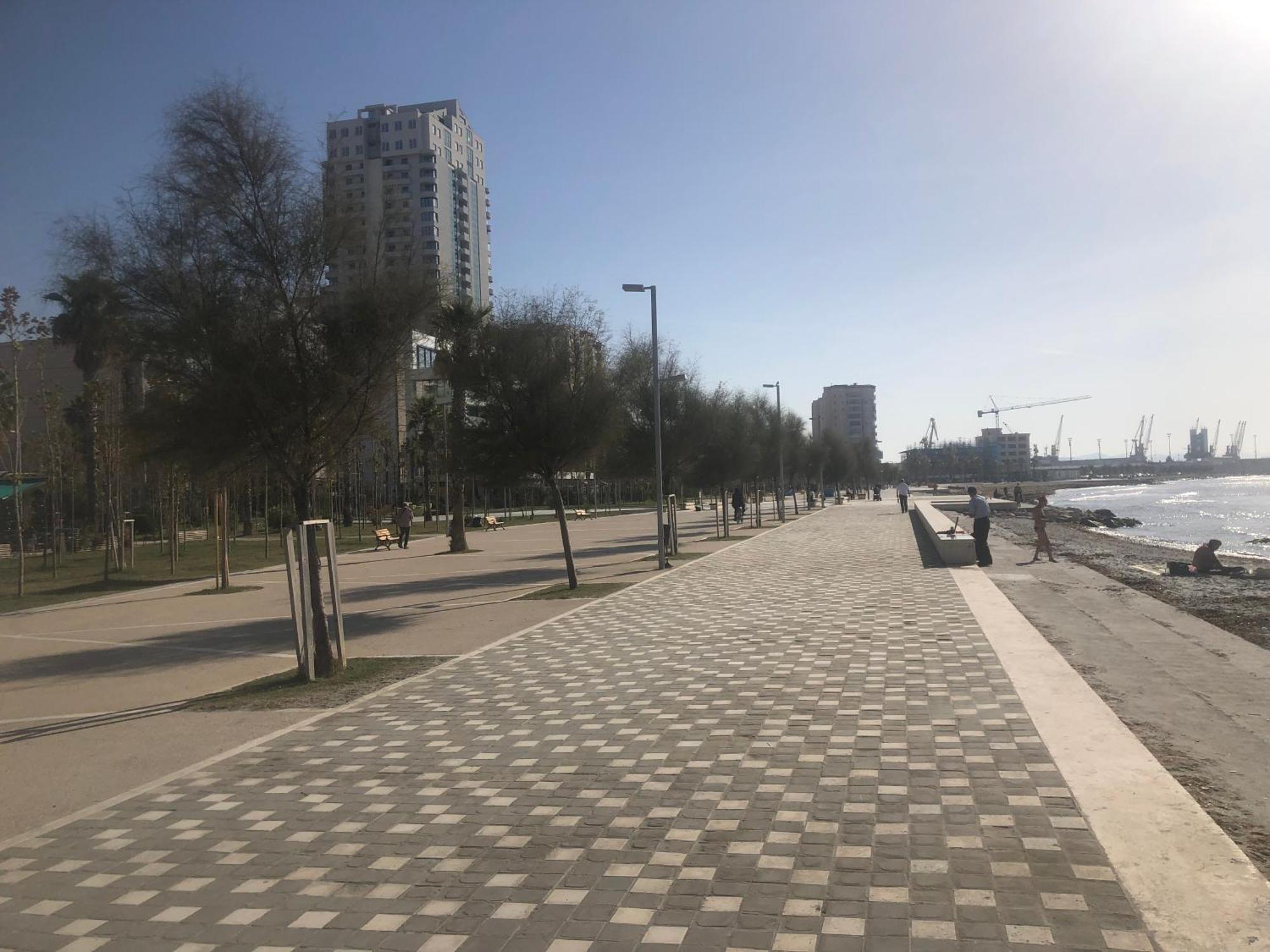 Vollga Four Seasons Apartment Durrës Eksteriør billede