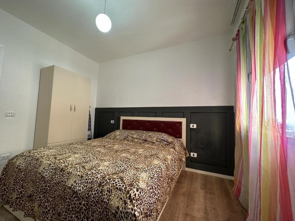 Vollga Four Seasons Apartment Durrës Eksteriør billede